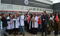Erzurum'da sağlıkçılar İsrail'in Gazze'ye yönelik saldırılarını kınadı