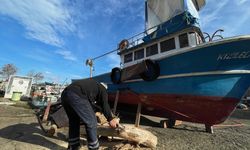 Fırtınanın zarar verdiği Akçakoca Limanı'nda hasar tespiti sürüyor