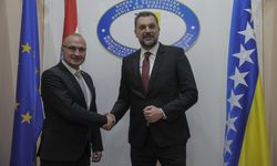 Hırvatistan'dan Bosna Hersek'in AB katılım müzakerelerine başlamasına destek