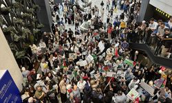 İstanbul Medipol Üniversitesi öğrencilerinden Filistin'e destek eylemi