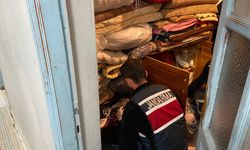 İzmir'de terör örgütü DEAŞ'a yönelik operasyonda 4 gözaltı