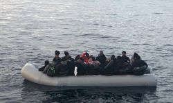 İzmir'de Yunanistan unsurlarınca geri itilen 57 göçmen kurtarıldı