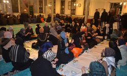 Kütahya’da "Sizinle İftar Gazzeli Kardeşlerimizle İftihar Ediyoruz" programında toplu iftar yapıldı