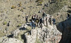 Tunceli'de binlerce yıllık tarihe ışık tutan "Gelin Odaları" turizme kazandırılacak