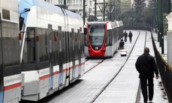 İstanbul'da bazı tramvay duraklarında seferler durduruldu