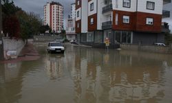 Antalya Serik'te sağanak hayatı olumsuz etkiledi