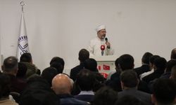 Diyanet İşleri Başkanı Erbaş, DİTİB'in Fransa'daki etkinliğinde gençlerle buluştu: