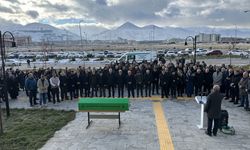 Erzurum'da vefat eden akademisyen için görev yaptığı fakültede tören düzenlendi