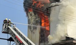 GÜNCELLEME - Kayseri'de sanayi sitesindeki bir iş yerinde çıkan yangın kontrol altına alındı