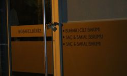 İzmir'de berber dükkanına ateş açılması sonucu 1 kişi yaralandı