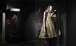 Osmanlı'nın zengin kıyafet kültürü İstanbul'da meraklılarıyla buluştu
