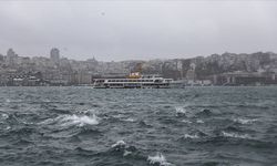 İstanbul Valisi Gül'den 'fırtına uyarısı' paylaşımı