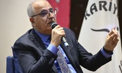 TVF Başkanı Mehmet Akif Üstündağ, Ankara'da öğrencilerle buluştu