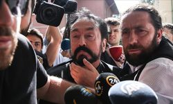 Adnan Oktar'dan "yeni avukat" talimatı: Bir ayda 252 kadın avukatla görüşmüş