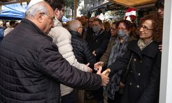 Atatürk fotoğrafları koleksiyonuyla tanınan yazar Benazus İzmir'de son yolculuğuna uğurlandı