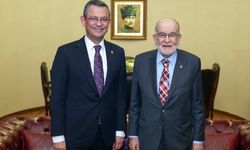 CHP Genel Başkanı Özel, Saadet Partisi Genel Başkanı Karamollaoğlu ile görüştü