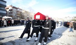 Denizkurdu Tatbikatı kapsamında dalış eğitiminde rahatsızlanarak şehit olan astsubayın cenazesi defnedildi