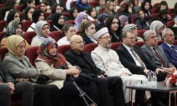 Diyanet İşleri Başkanı Erbaş, Avrupa'dan gelen gençlerle bir araya geldi: