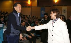Eskişehir Büyükşehir Belediye Başkan adayı Hatipoğlu, "Sporun En İyileri Ödülleri"ne katıldı