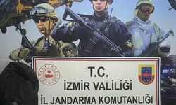 İzmir'de uyuşturucu ve silah kaçakçılığı operasyonlarında 3 kişi tutuklandı
