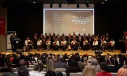 Kahramankazan Türk Müziği Topluluğu ilk konserini verdi