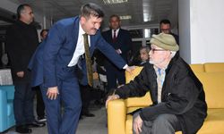 Karaman Valisi Sarıibrahim, yeni yıla görev başında giren personeli ziyaret etti