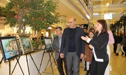 Kayseri'de korunma ve bakım altındaki çocukların hazırladığı resimler sergilendi