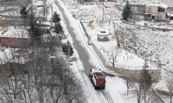 Niğde Belediyesi karla mücadele çalışması başlattı