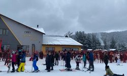 Yıldıztepe Kayak Merkezi'nde tatil yoğunluğu sürüyor