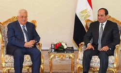 Filistin Başbakanı Abbas, ateşkes görüşmesi için Kahire'de