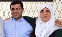 Selahattin Demirtaş, annesinin rahatsızlığı nedeniyle Diyarbakır'a getirildi