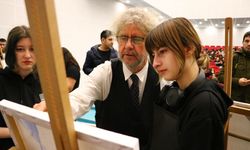 "2024 Türkiye-Macaristan Kültür Yılı" kapsamında Tekirdağ'a gelen Macar ressamlar lise öğrencileriyle buluştu