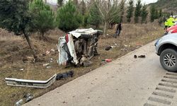 Karabük'te devrilen otomobildeki 1 kişi öldü, 1 kişi yaralandı