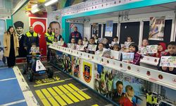 Kayseri'de öğrencilere "Mobil Trafik Eğitim Tırı"nda eğitim verildi