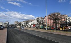 Kayseri'de yol çalışmaları devam ediyor