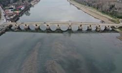 Kış kuraklığı yaşanan Edirne'de Meriç ve Tunca nehirleri düşük seviyede akıyor