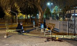 Kocaeli'de okul bahçesindeki bıçaklı saldırıda yaralanan kişi öldü