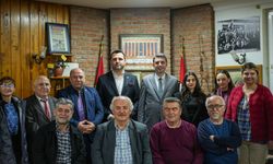 Vatan Partisi İBB Başkan adayı Özkan Pendik'te ziyaretlerde bulundu
