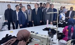 Yeniden Refah Partisi Genel Başkanı Erbakan, İstanbul'da ziyaretlerde bulundu