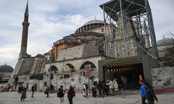 Yeniden Refah Partili Aşıla'dan 'Kültür Bakanlığı Ayasofya'dan elini derhal çekmelidir' açıklaması