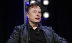 Elon Musk, beyin çipi yerleştirilen kişinin zihniyle bilgisayar faresini kontrol edebildiğini duyurdu
