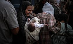 Gazze'nin kuzeyinde 2 bebek açlıktan öldü