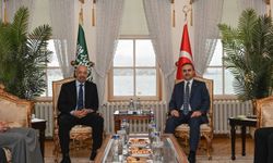 Bakan Kacır, Suudi Arabistan Yatırım Bakanı Al-Falih ile İstanbul'da bir araya geldi