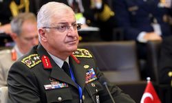 Milli Savunma Bakanı Güler, IKBY Başbakanı Barzani ile bir araya geldi