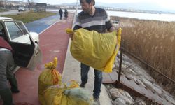 Beyşehir Gölü'nde başlayacak av yasağı nedeniyle balıkçılar ağlarını topluyor