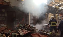 Bursa'da çıkan yangında iki iş yeri zarar gördü