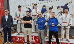 Çubuklu sporcular, Okul Sporları Yıldızlar Judo Türkiye Birinciliği'nden derecelerle döndü