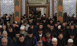 Diyanet İşleri Başkanı Erbaş, ilk teravih namazını Hacı Bayram-ı Veli Camisi'nde kıldırdı: