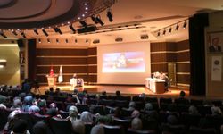 Erzurum'da "Kız Öğrenciler Arası Hafızlık Yarışması Doğu Anadolu Bölge Finali" yapıldı