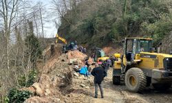 GÜNCELLEME - Trabzon'da göçük altında kalan 3 işçiden 2'si öldü
